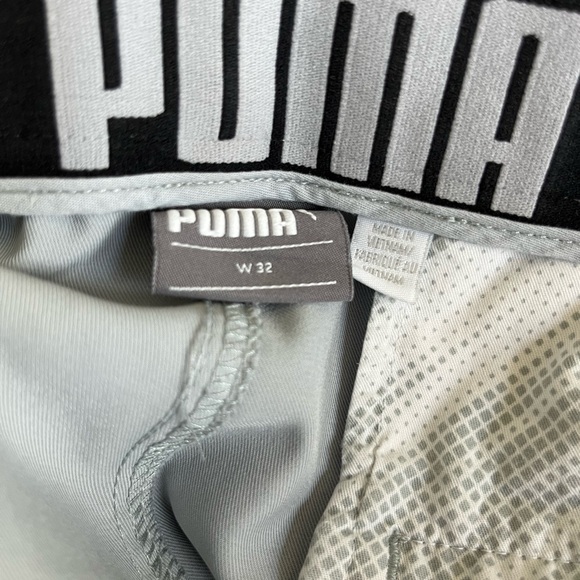 Puma Men's light grey golf shorts- 32 - Picture 3 of 3